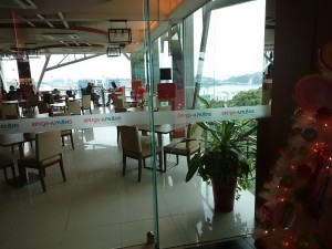 Found another nice restaurant overlooking Sentosa and the southern side