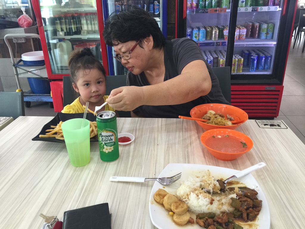 Lunch with Mum and Kaixin!!!