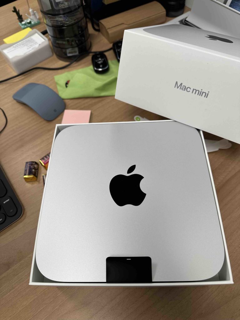 Unboxing the Mac Mini!