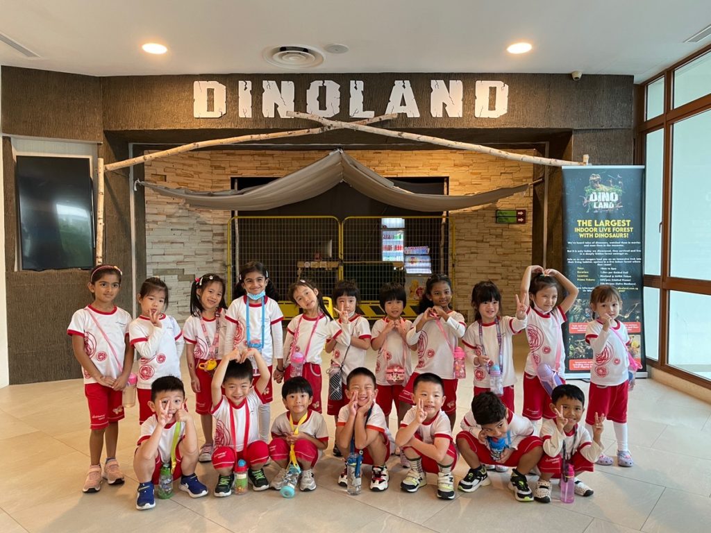 Dinoland Adventure!