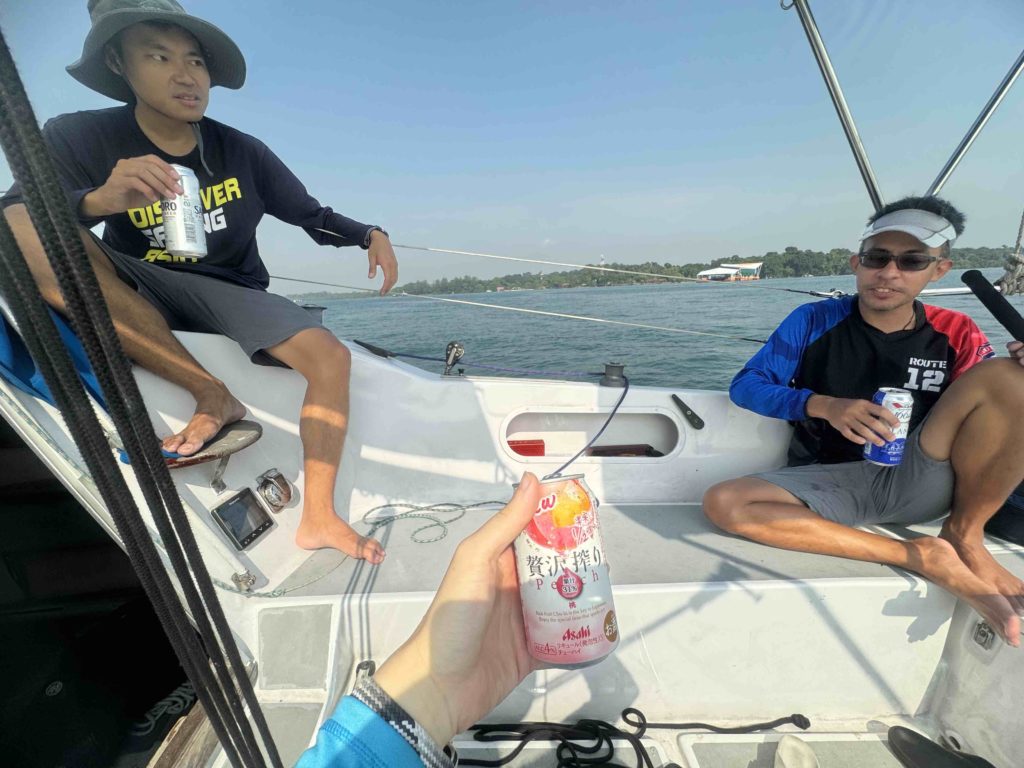Drinking, sailing and talking cock...