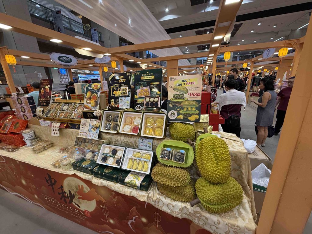 Wow this Durian Mooncake so popular! Sold out!