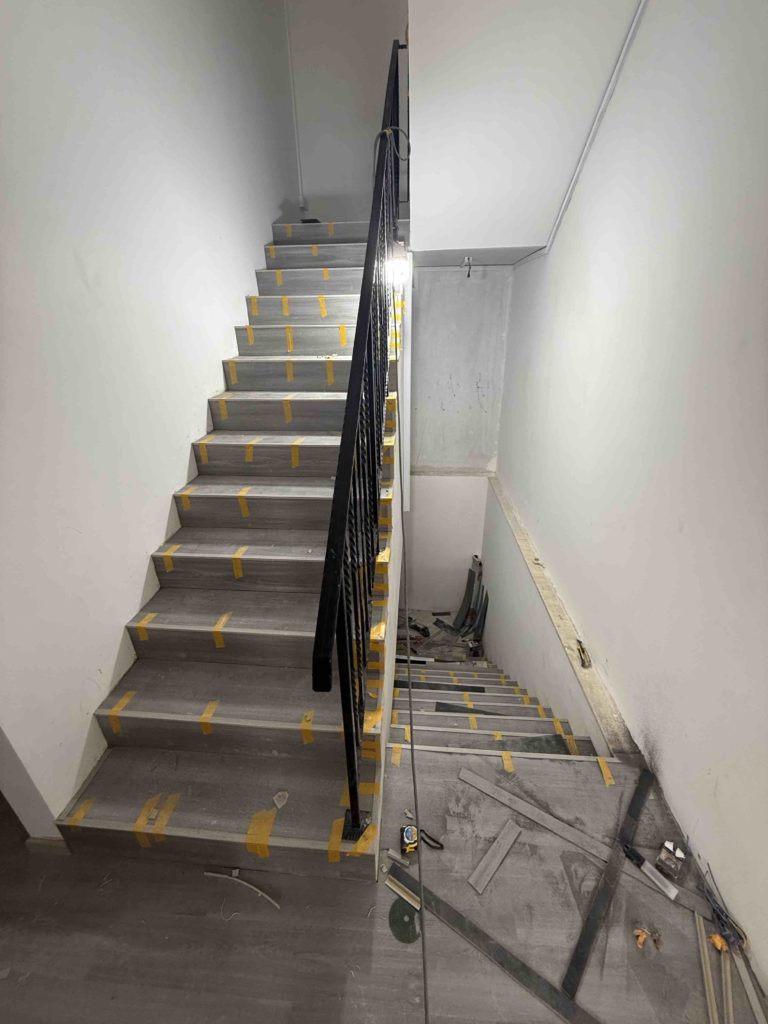 Stairs finally look better...