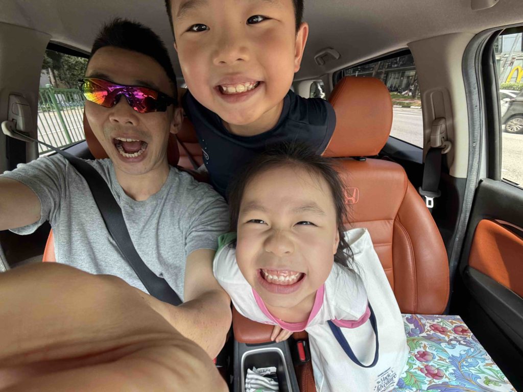 On the way to the Library!