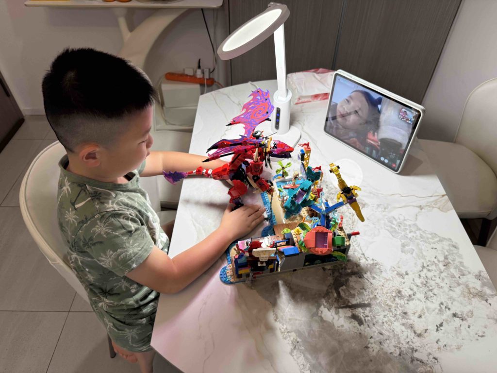 Cant wait to show 妹妹 on the finished lego!