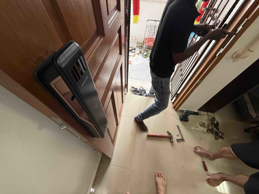 Smart lock to keyless entry at parents place!