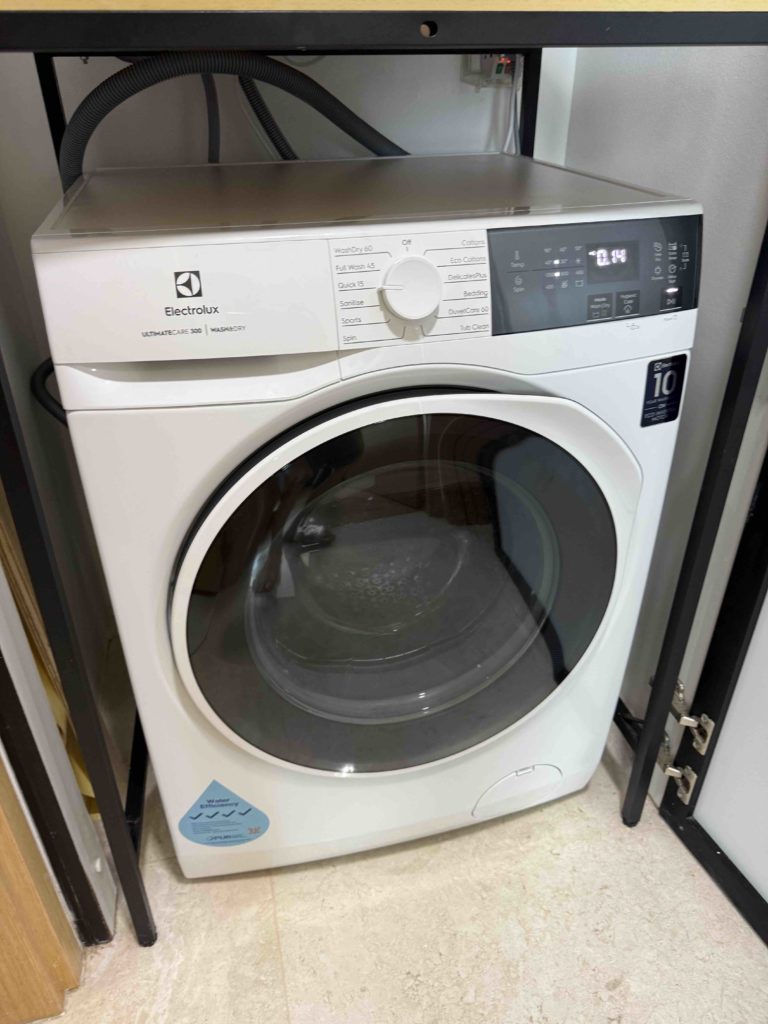 Washing machine installed.