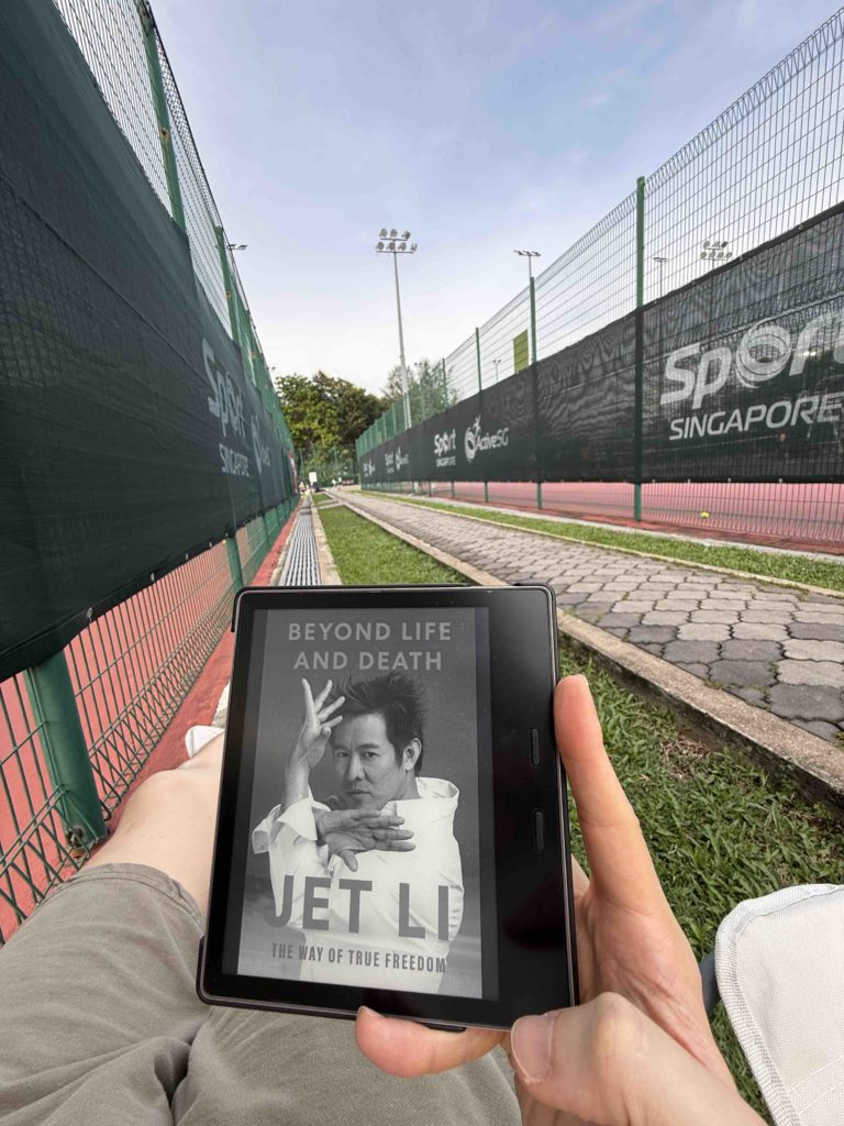 Now 1-1 with Jet Li. Very Zen to see life from a 3rd person's perspective.