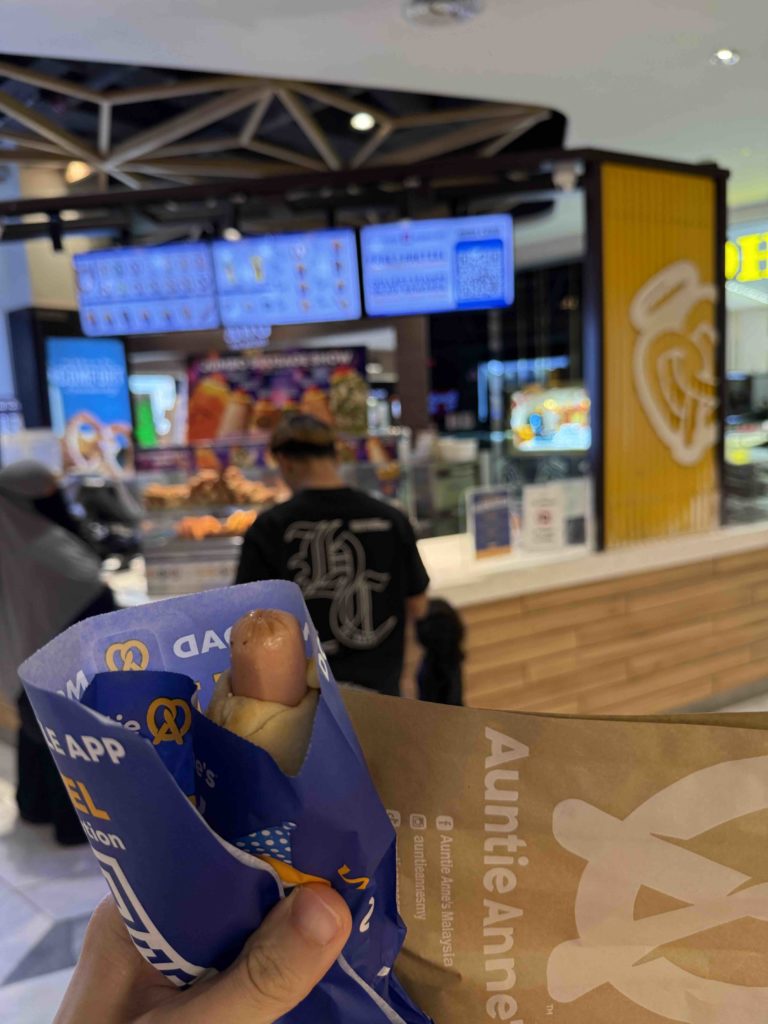 Late night Auntie Anne's!